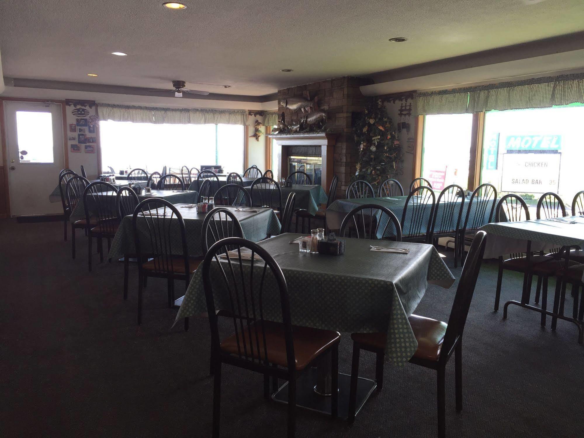 Twin Pines Resort Garrison Kültér fotó
